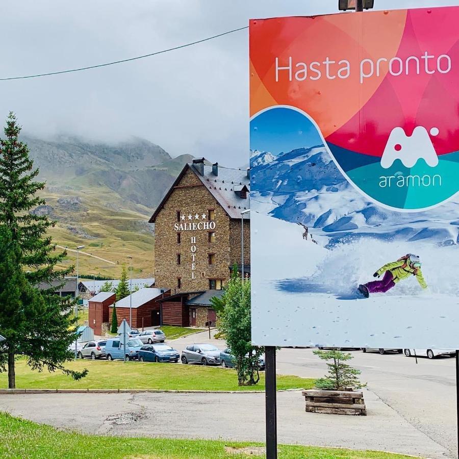 Apartamentos Formigal Exteriör bild